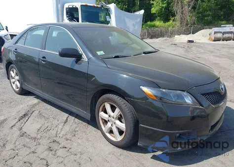 2009 Toyota Camry Se V6 z USA, uszkodzony, nr VIN 4T1BK46K69U093305